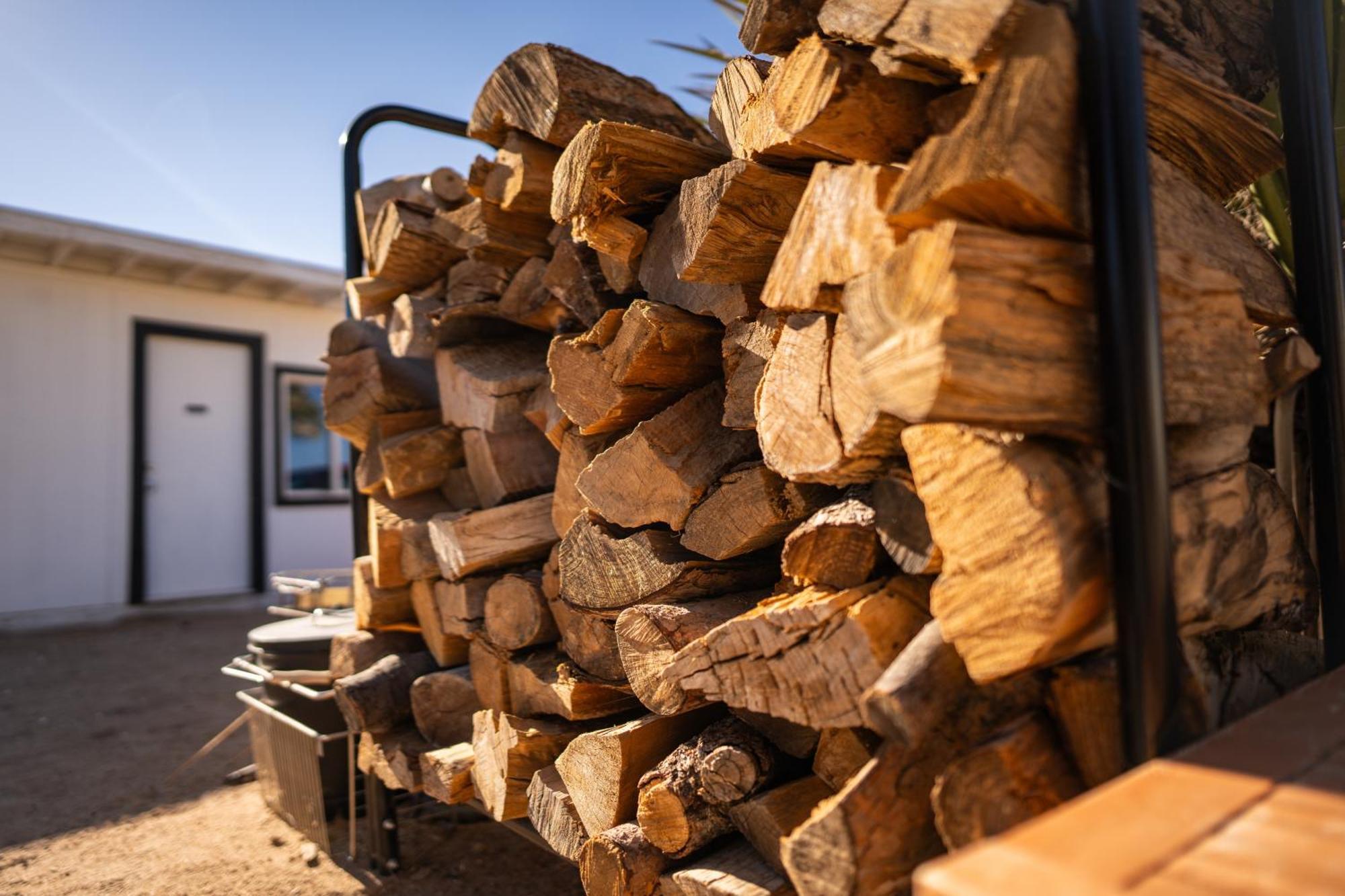 Private Jt Cabin - Ev L2 Station, Hammocks, Fire Pit, Bbq, Bocce Ball, Cornhole Yucca Valley Exterior photo