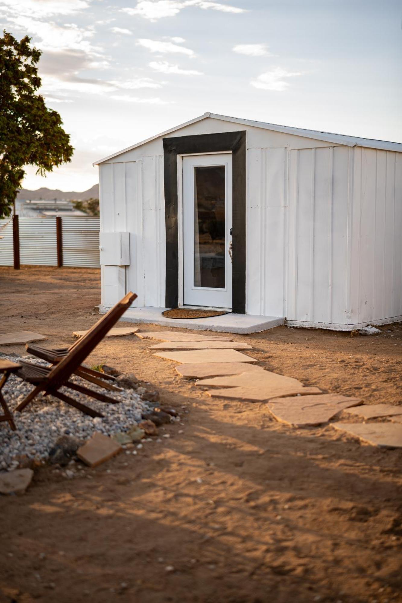 Private Jt Cabin - Ev L2 Station, Hammocks, Fire Pit, Bbq, Bocce Ball, Cornhole Yucca Valley Exterior photo